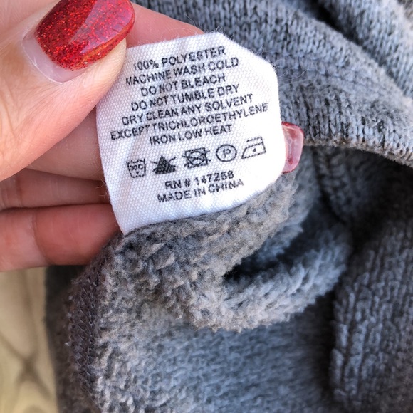 Simply southern pullover 🦆 - Picture 5 of 5